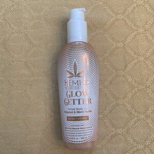 Hempz Glow Getter, Hydrating Body Oil with Shimmer, Bergamot + Vanilla (6.76oz)